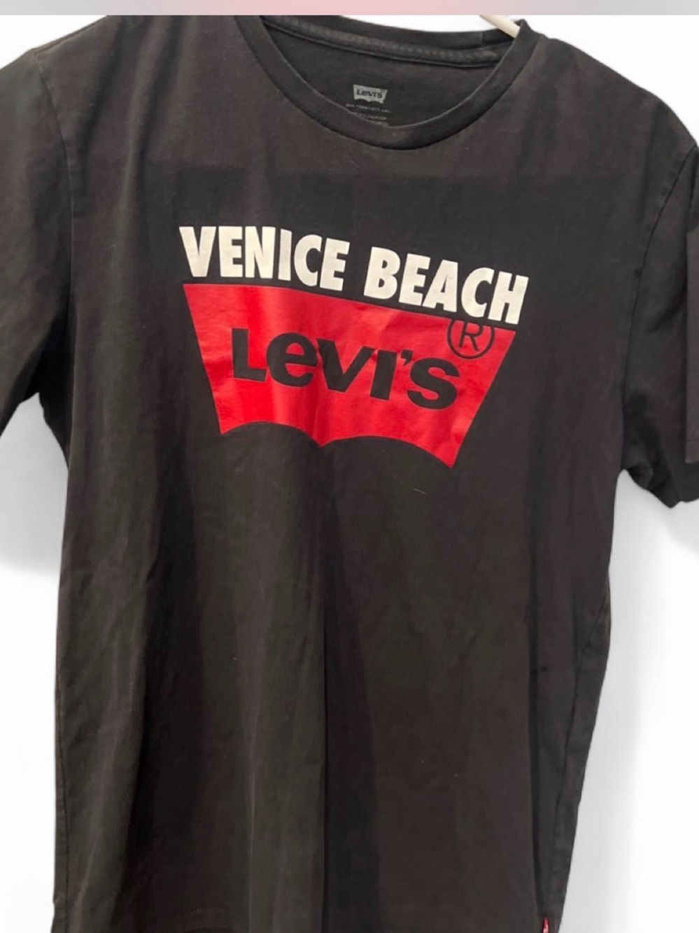 Levi's Black Short-Sleeve Venice Beach Logo Tee